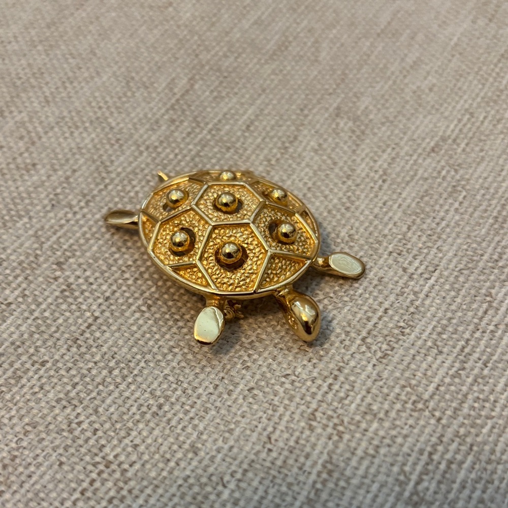 Gold Turtle Brooch